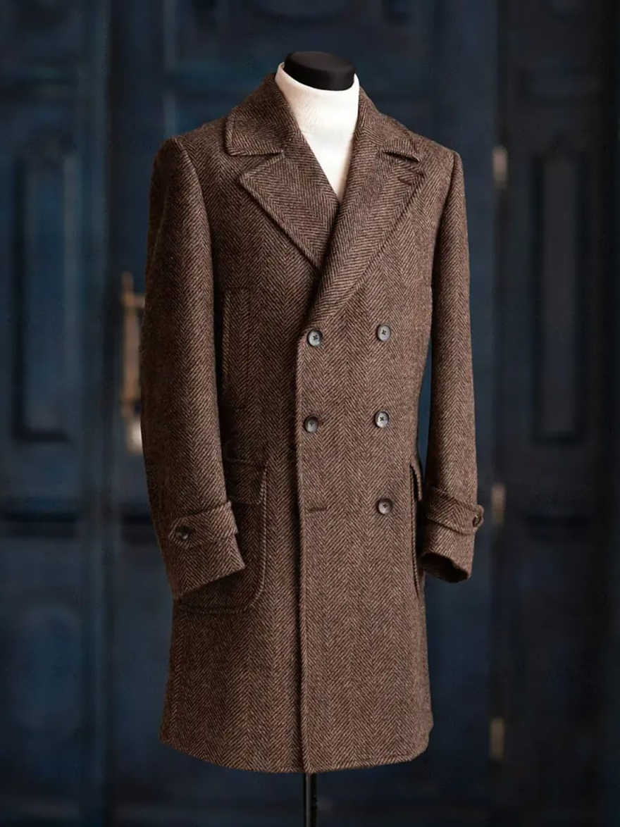 モダンなデザインのヘリンボーン柄オーバーコート。1枚で着用可 - Men Formal Wear Modern のレビューと価格