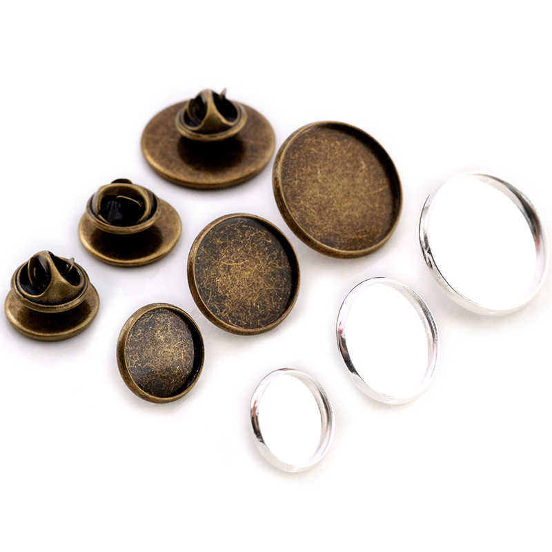 シルバーメッキブロンズ素材ブローチ,カボションベース,ブラン - Cufflinks Silver Set のレビューと価格