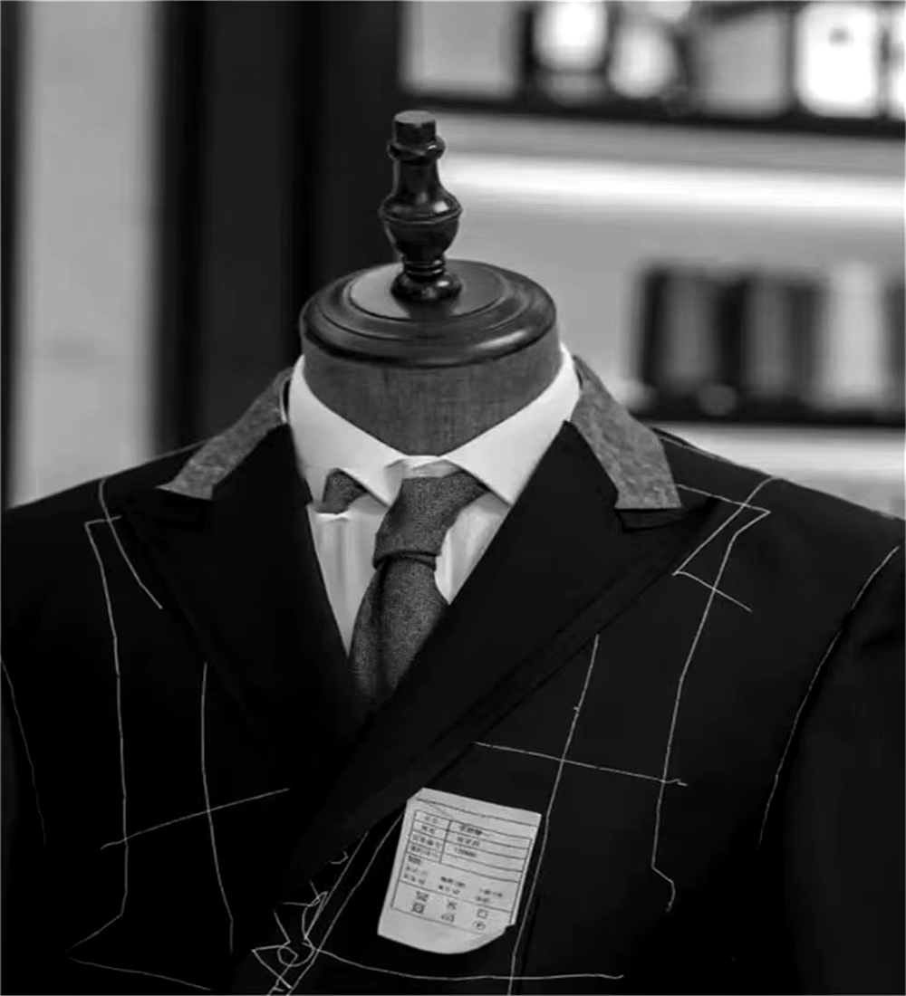 ファッションシックなバーガンディスーツ女性のためのダブルブレ - Wool Suit Jacket のレビューと価格